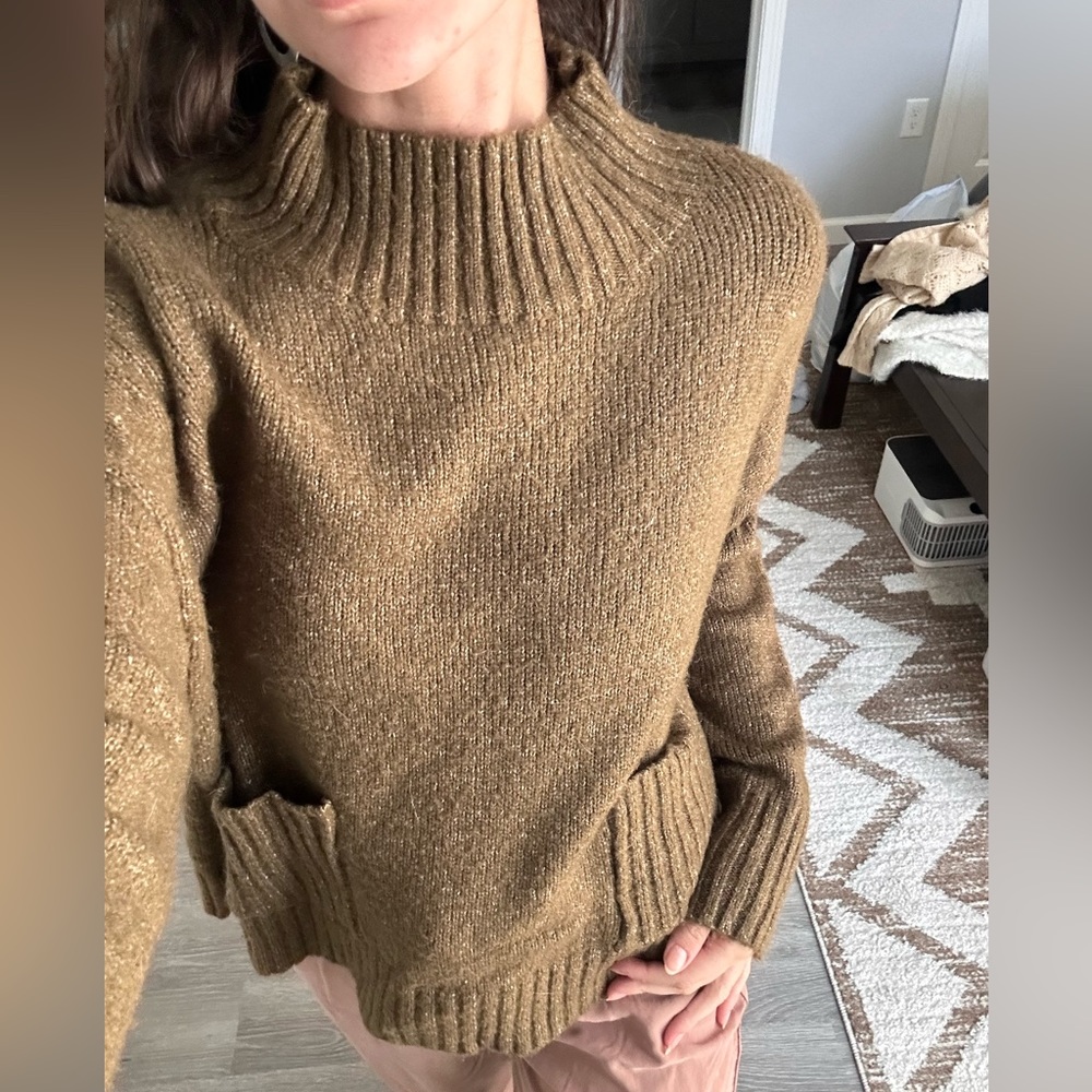 Cropped Green Sweater